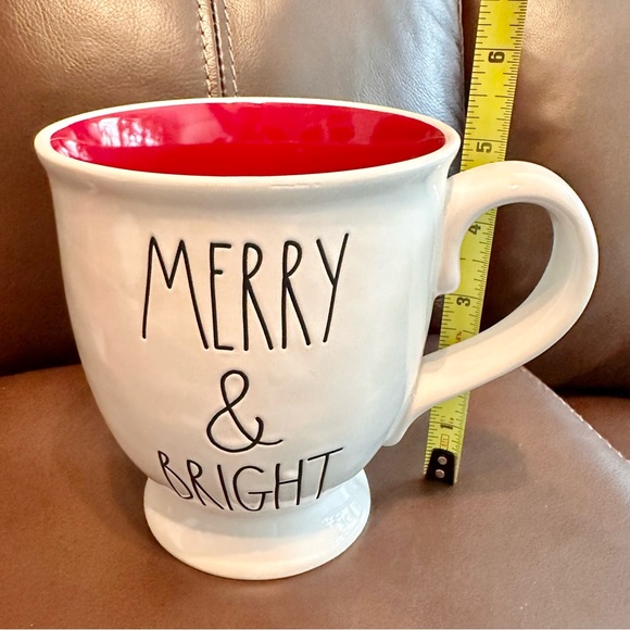 Rae Dunn MERRY & BRIGHT Large Ceramic White & Red Mug NEW!! - Picture 4 of 5